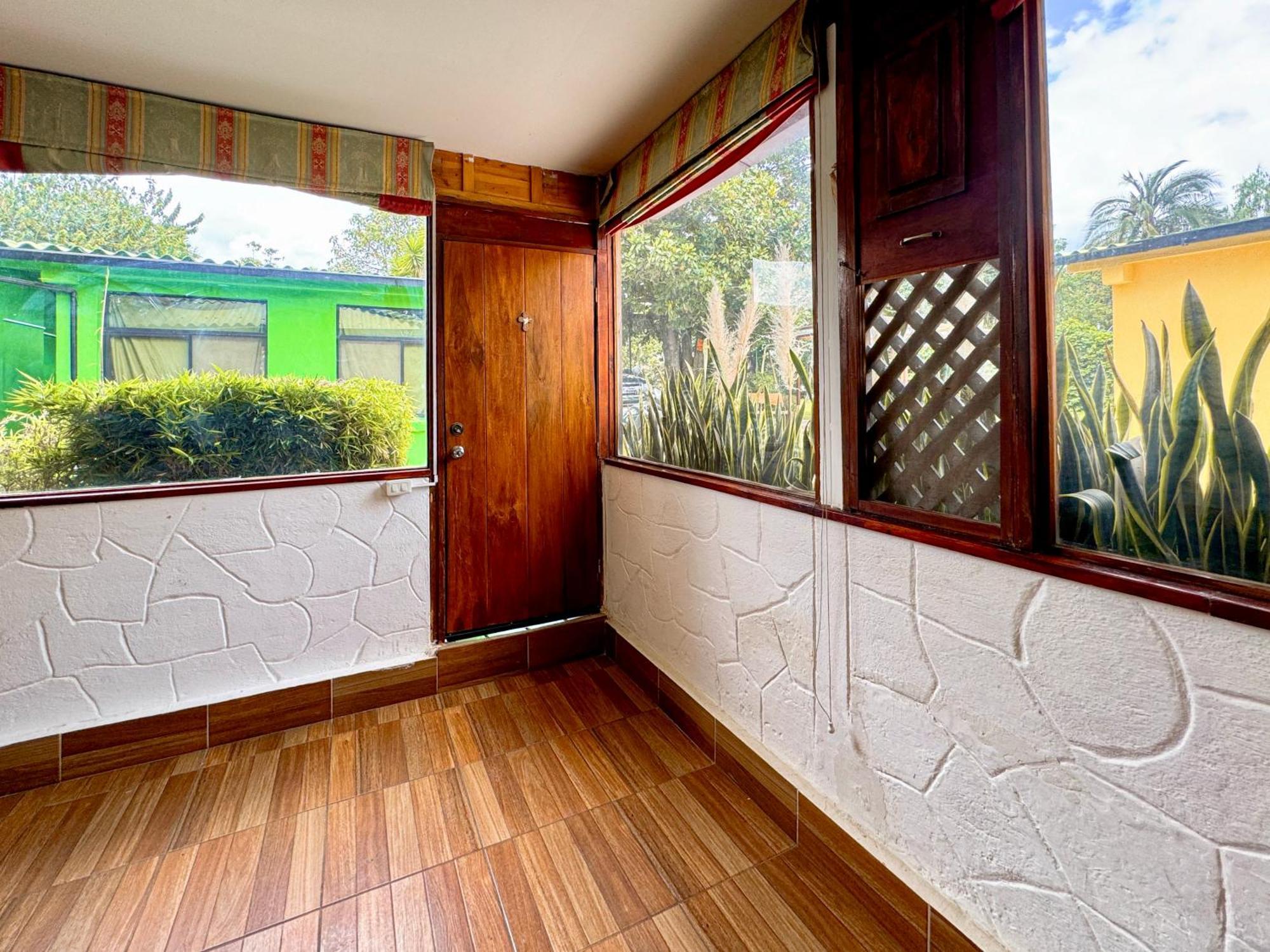 Mckay'S Quinta Yaruqui Exterior foto